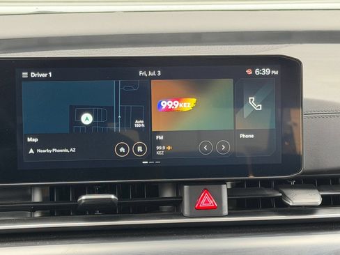 Used 2026 Kia Carnival FWD image 21