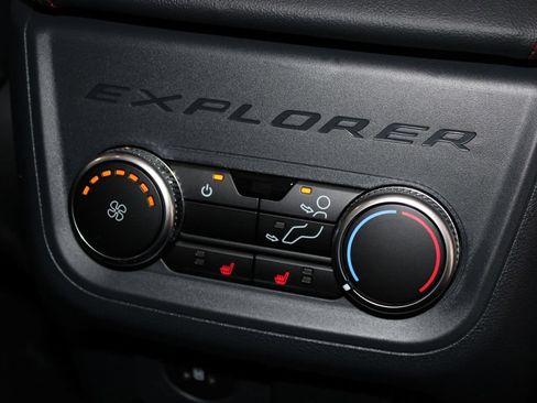 New 2026 Ford Explorer ST-Line w/ ST-Line Street Pack AWD/4WD image 34
