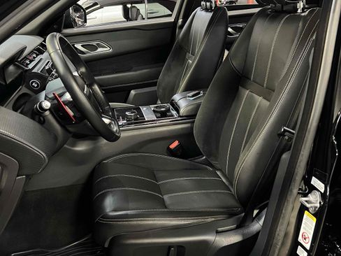 Used 2018 Land Rover Range Rover Velar R-Dynamic SE image 36