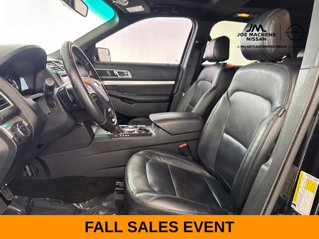 Used 2016 Ford Explorer XLT w/ Equipment Group 202A FWD image 37
