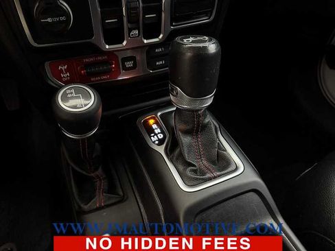 Used 2018 Jeep Wrangler Unlimited Rubicon AWD/4WD image 33