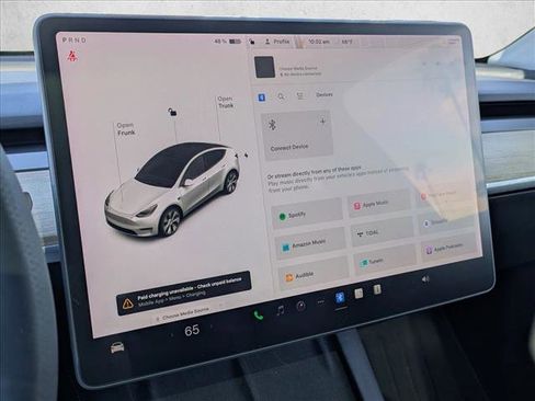 Used 2022 Tesla Model Y Long Range image 15