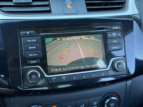 Used 2016 Nissan Sentra SV image 20