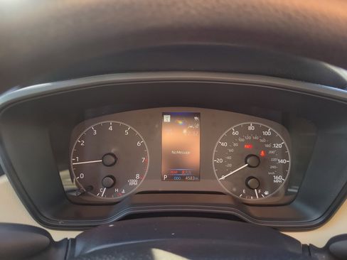 Used 2025 Toyota Corolla LE image 24