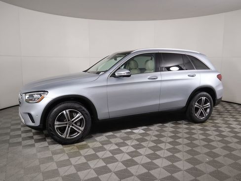 Certified 2022 Mercedes-Benz GLC 300 image 8