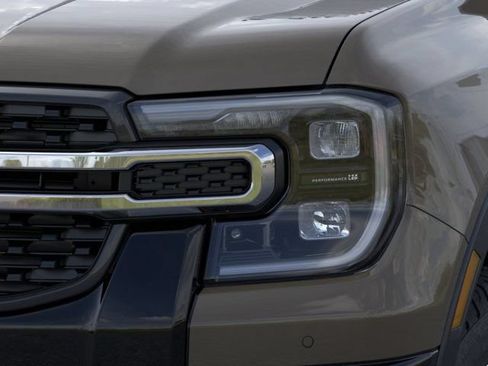 New 2026 Ford Ranger Lariat RWD image 18
