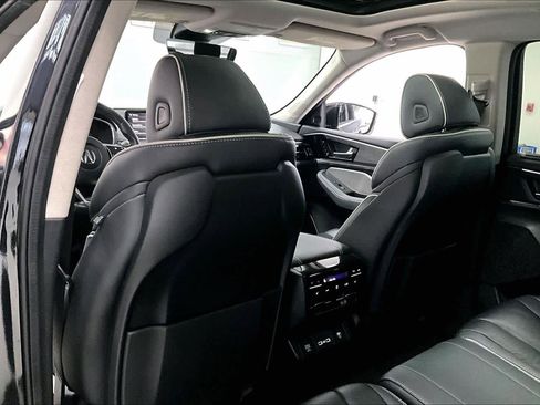 Used 2024 Acura MDX w/Advance Package image 10