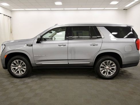 Used 2024 GMC Yukon Denali AWD/4WD image 4