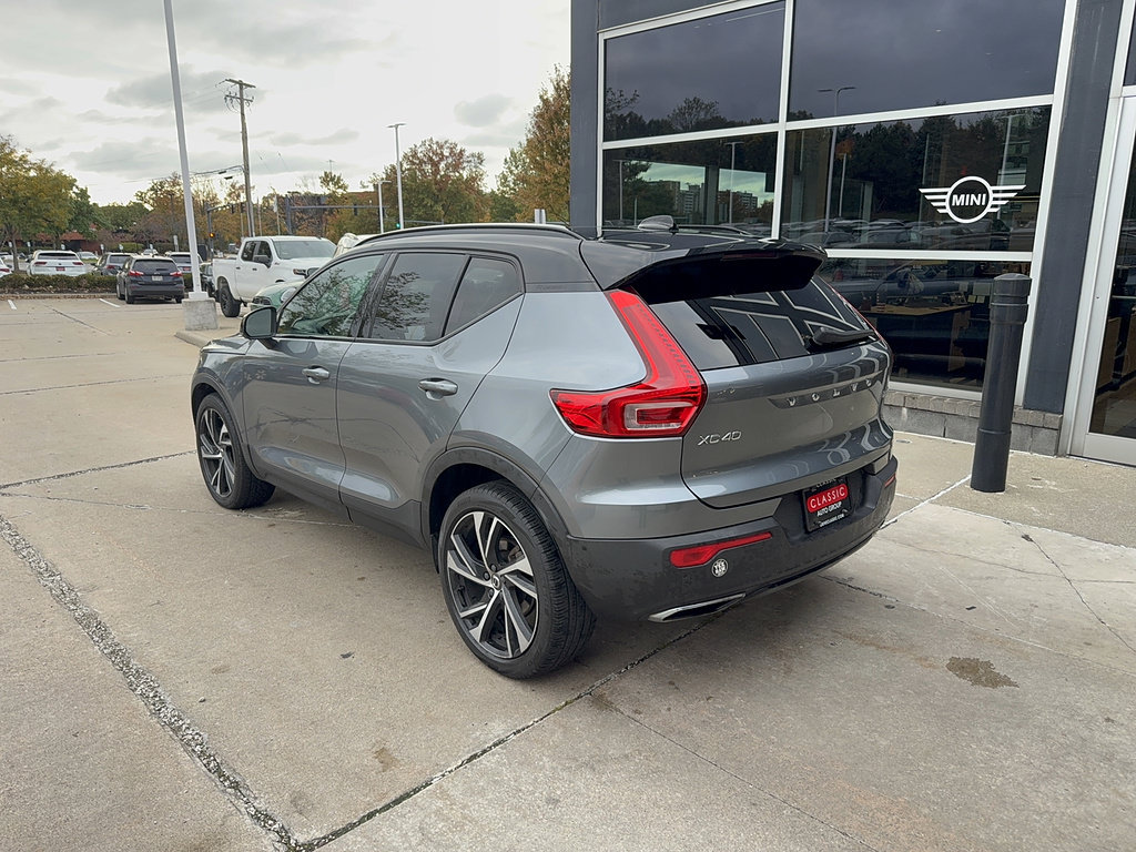 Used 2019 Volvo XC40 T5 R-Design AWD/4WD image 3