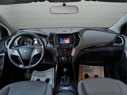 Used 2017 Hyundai Santa Fe Sport image 15