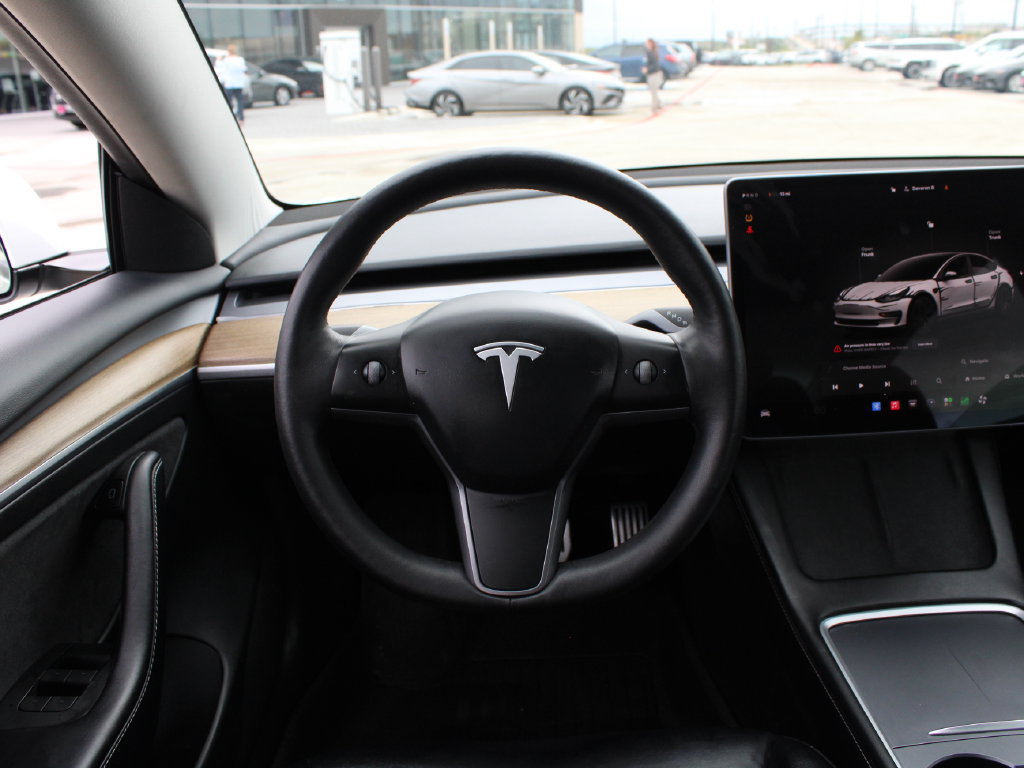 Used 2023 Tesla Model 3 Standard Range RWD image 21