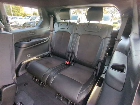 Certified 2024 Jeep Grand Cherokee L Laredo image 16