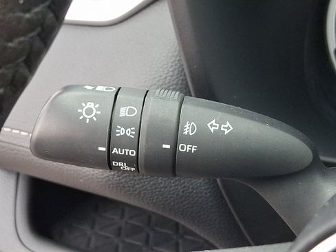 Used 2023 Toyota RAV4 XLE Premium AWD/4WD image 25