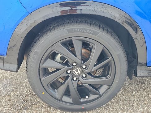 Used 2022 Honda HR-V Sport image 11