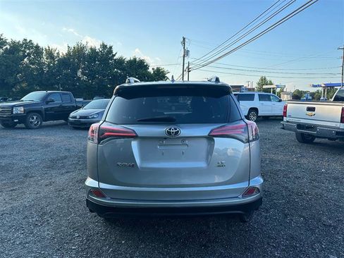 Used 2018 Toyota RAV4 LE w/ All Weather Liner Package image 5