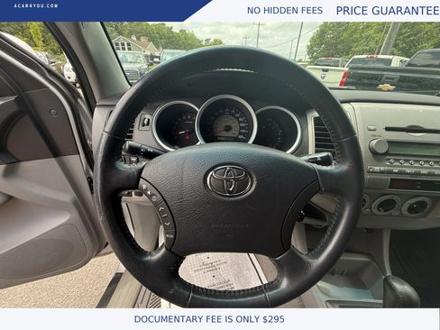 Used 2005 Toyota Tacoma 4x4 Double Cab image 15