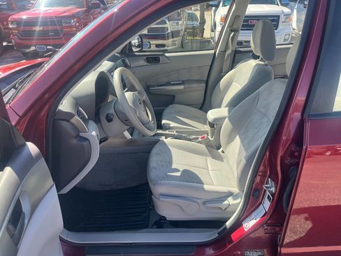 Used 2010 Subaru Forester 2.5X image 10