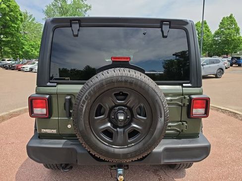 Used 2020 Jeep Wrangler Unlimited Sport AWD/4WD image 8
