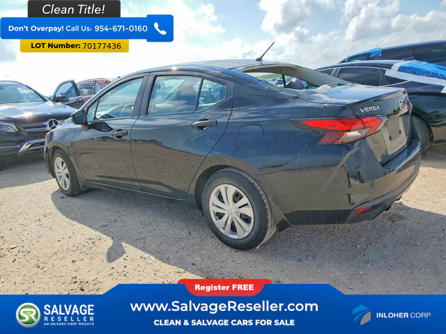 Used 2021 Nissan Versa S FWD image 3
