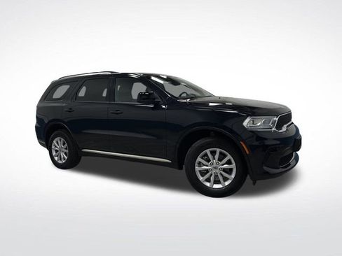 Used 2024 Dodge Durango SXT w/ 3rd Row Seating Group image 39