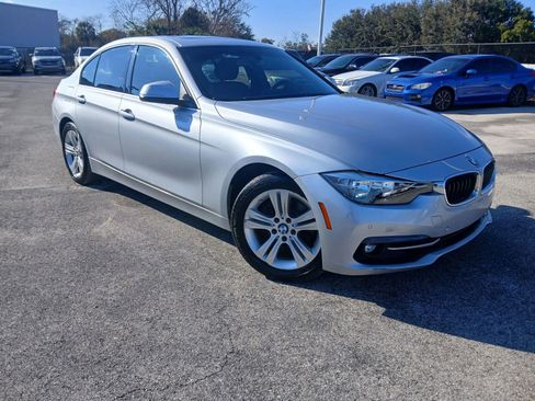 Used 2017 BMW 330i Sedan w/ Driver Assistance Package image 1