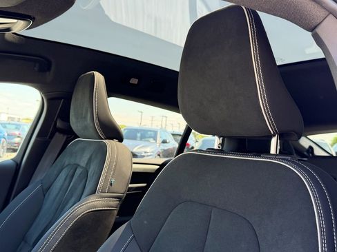 Certified 2023 Volvo C40 P8 Recharge Ultimate w/ Protection Package Premier AWD/4WD image 27