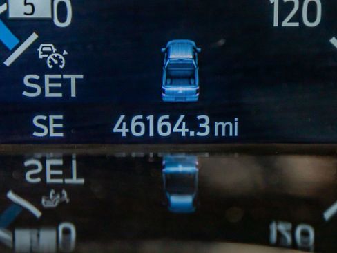 Used 2022 Ford F150 Platinum w/ Equipment Group 701A High image 21