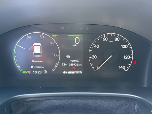 Certified 2025 Honda CR-V Sport image 21