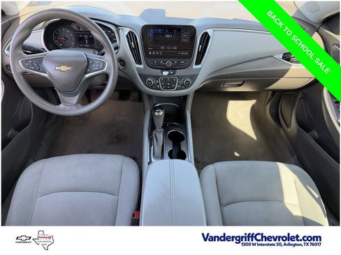 Used 2020 Chevrolet Malibu LT FWD image 10