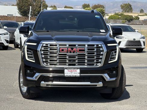New 2026 GMC Yukon XL Denali RWD image 2