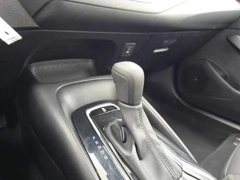 Used 2025 Toyota Corolla LE FWD image 33