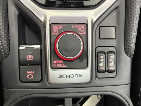 Used 2024 Subaru Forester Touring w/ POP Package 3 AWD/4WD image 24