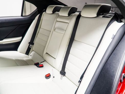 Used 2022 Lexus IS 350 F Sport image 39