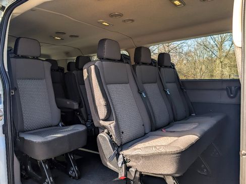 Used 2023 Ford Transit 350 XLT RWD image 19