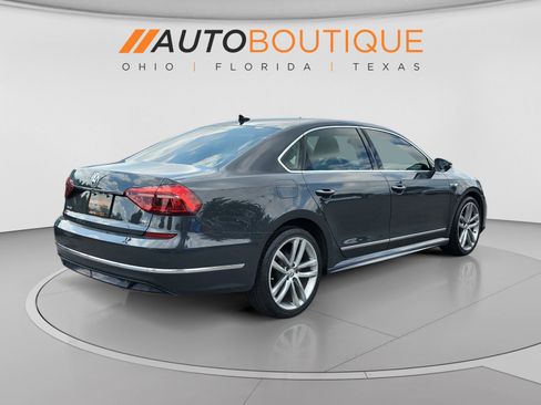 Used 2017 Volkswagen Passat 1.8T R-Line FWD image 5