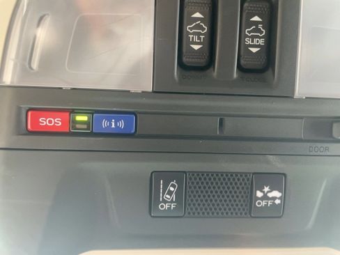 Used 2023 Subaru Crosstrek 2.5i Limited image 15