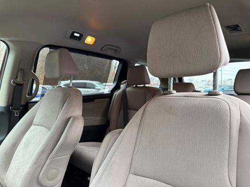 Used 2021 Honda Odyssey EX image 15