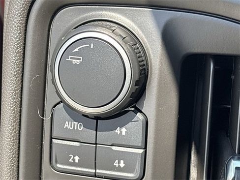 Used 2023 Chevrolet Silverado 1500 Custom Trail Boss w/ LPO, Dark Essentials Package image 28