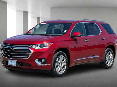 Used 2021 Chevrolet Traverse Premier FWD image 8