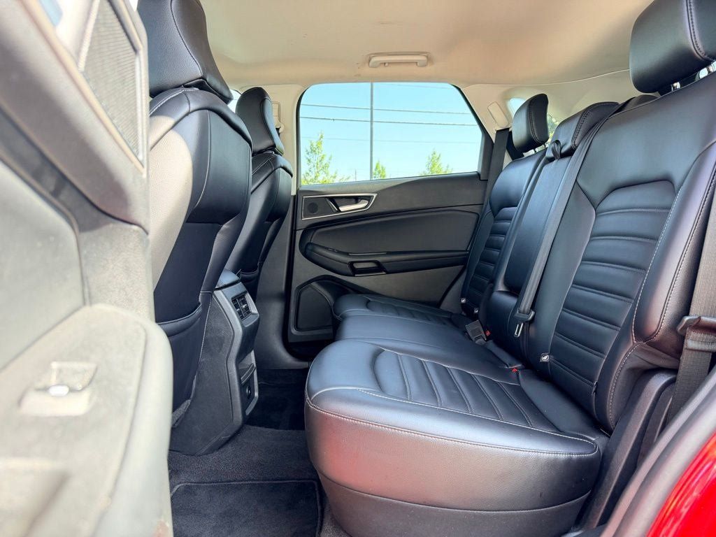Used 2024 Ford Edge SEL AWD/4WD image 15
