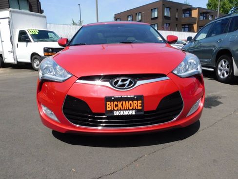 Used 2014 Hyundai Veloster w/ Style Package 02 FWD image 18