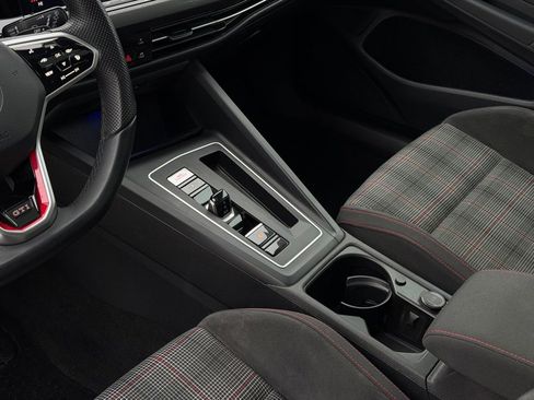 Used 2022 Volkswagen GTI SE image 26