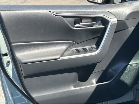 Used 2020 Toyota RAV4 XLE Premium w/ All Weather Liner Package image 36