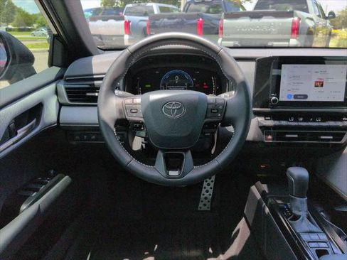 Certified 2026 Toyota Camry SE w/ Convenience Package FWD image 15