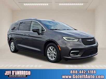 Used 2021 Chrysler Pacifica Touring-L