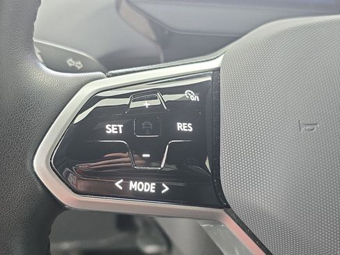 Used 2023 Volkswagen ID.4 Pro S image 17