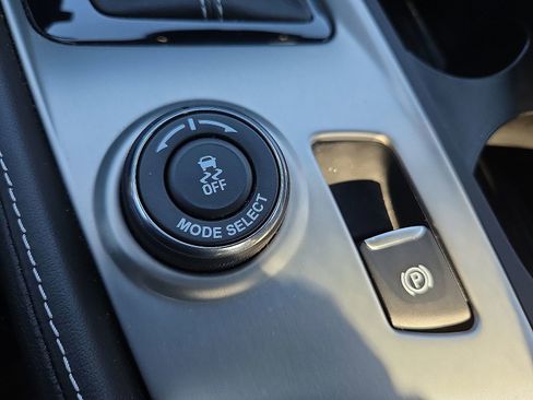 Used 2016 Chevrolet Corvette Z06 w/ 2LZ Preferred Equipment Group image 18