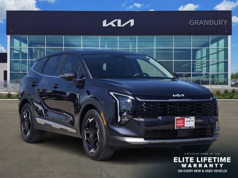 Used 2026 Kia Sportage EX FWD image 3