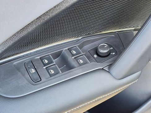 New 2026 Volkswagen Tiguan SE AWD/4WD image 21