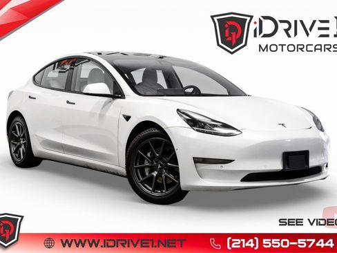 Used 2021 Tesla Model 3 Standard Range Plus image 1